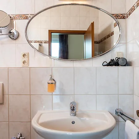 Hotel Gerlach Πανσιόν 3*